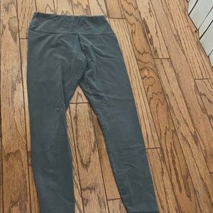 Gray leggings